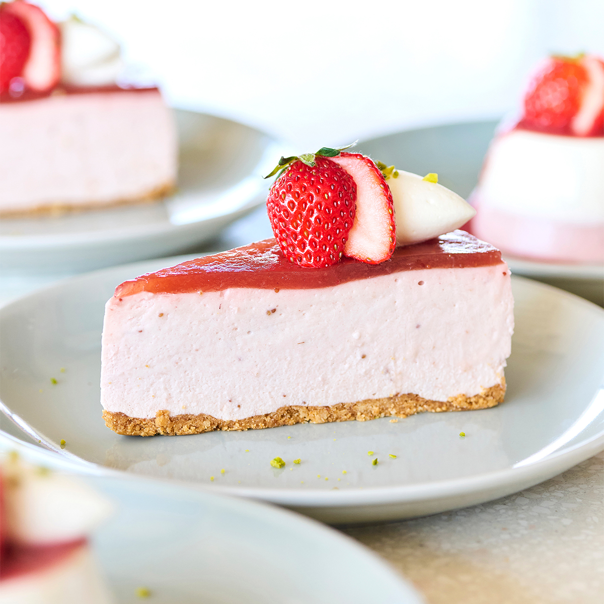 道産いちごのレアチーズケーキ